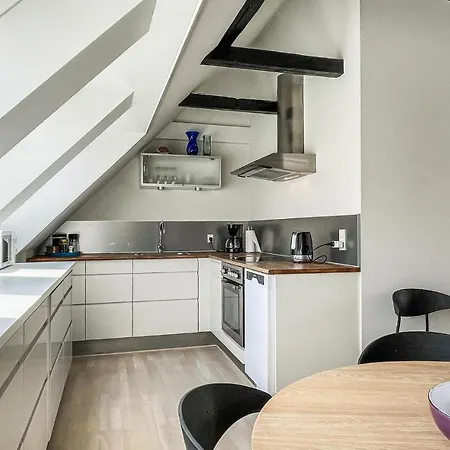 2 Bedroom In 아파트 *